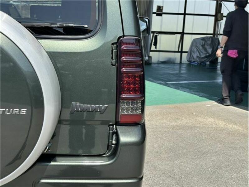 JIMNY-32