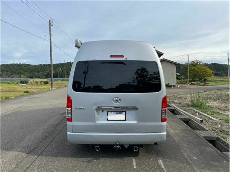 HIACE VAN-1