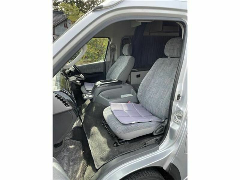 HIACE VAN-2