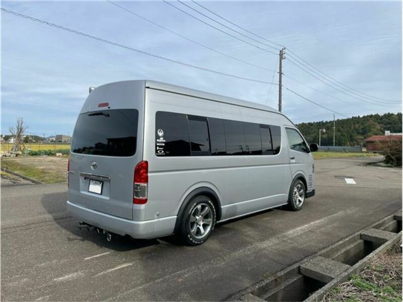 HIACE VAN-7