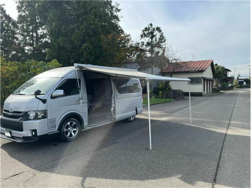 HIACE VAN-8