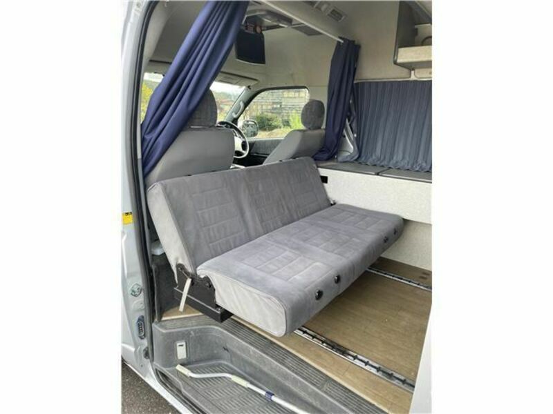 HIACE VAN-21