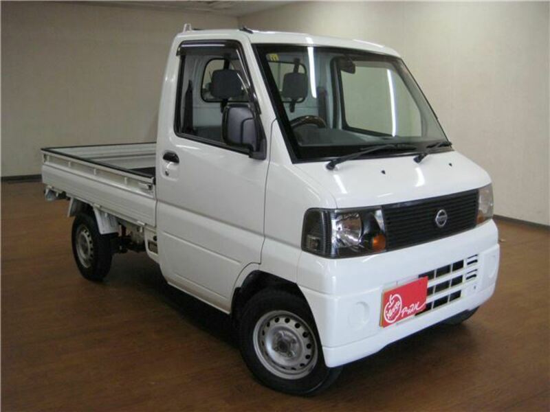 NISSAN CLIPPER TRUCK