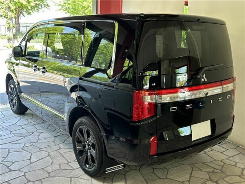 DELICA D5