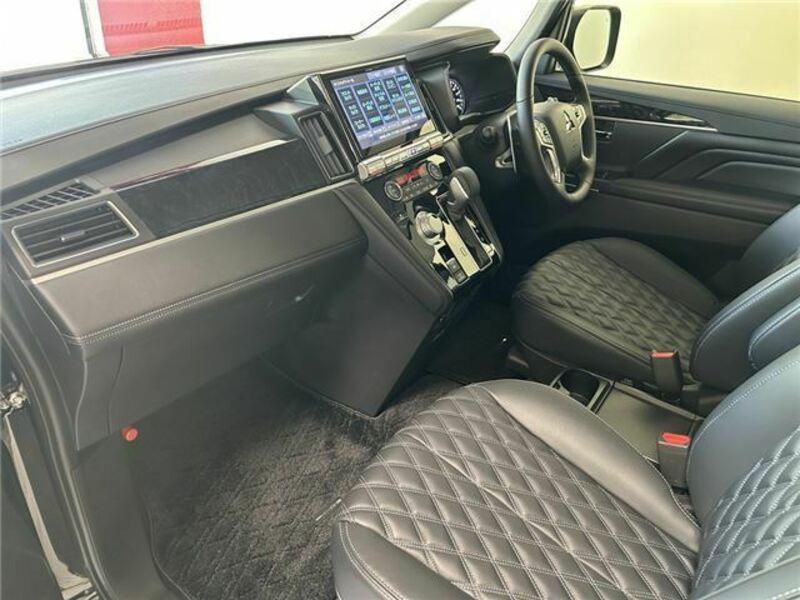 DELICA D5