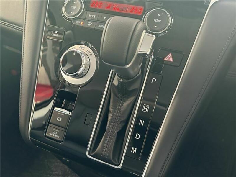 DELICA D5