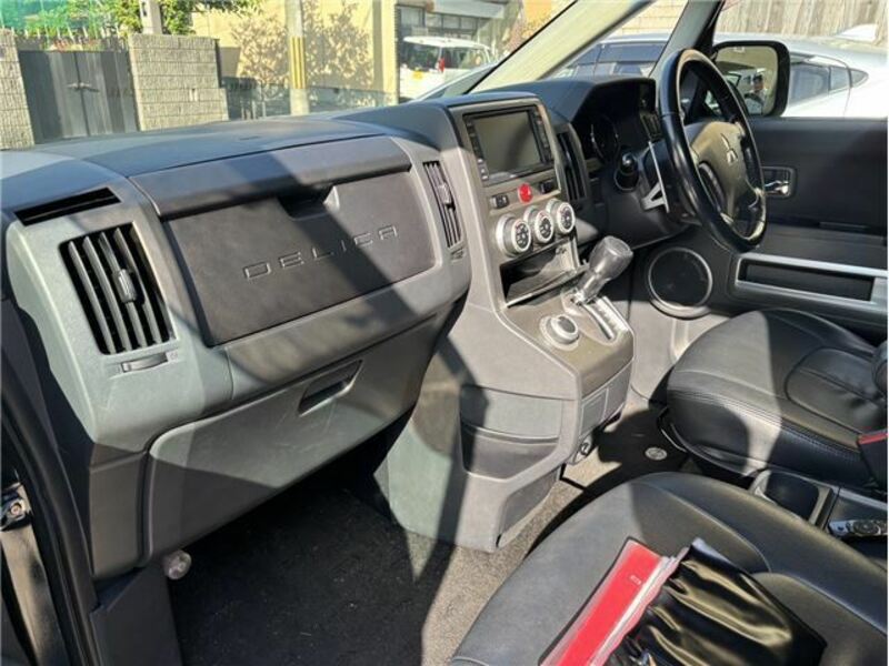 DELICA D5