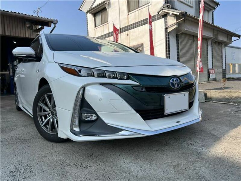 PRIUS PHV