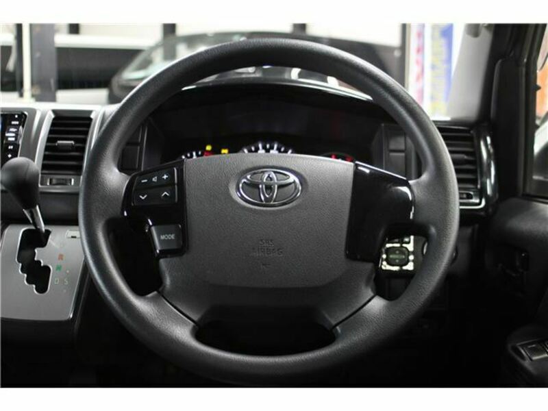 HIACE VAN-14