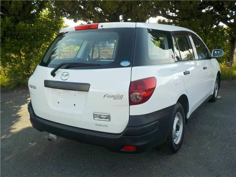 FAMILIA VAN