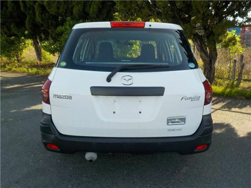FAMILIA VAN
