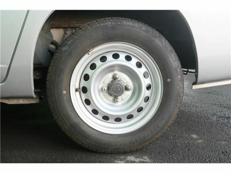 SUCCEED VAN