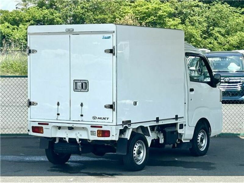 HIJET TRUCK-1