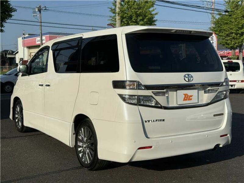 VELLFIRE-1