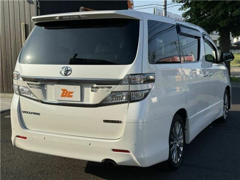 VELLFIRE-8