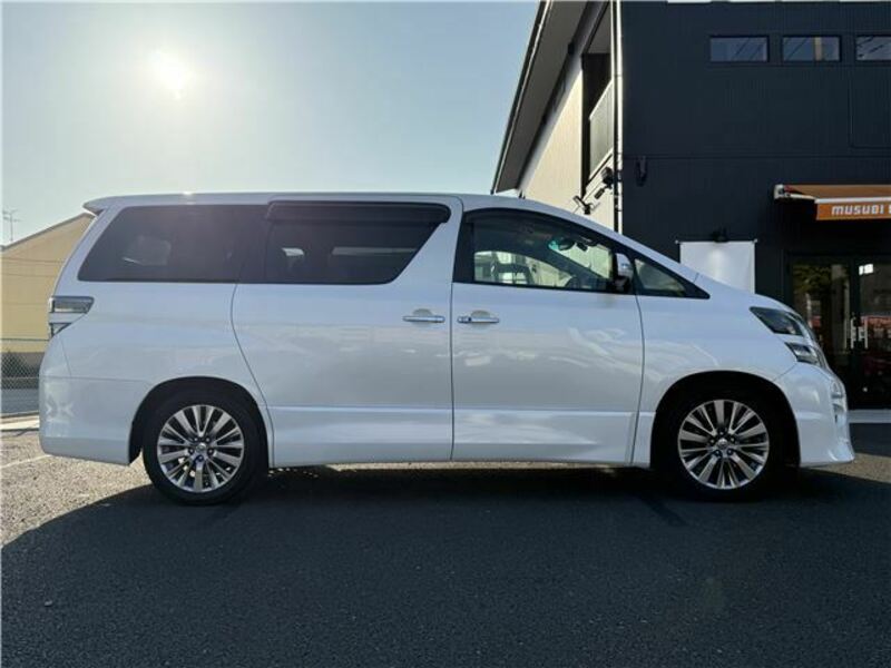 VELLFIRE-9