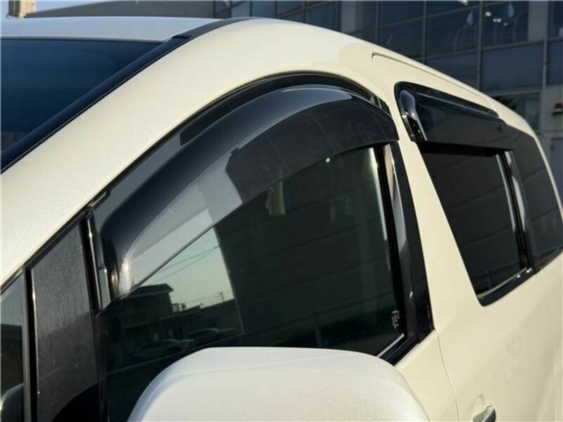 VELLFIRE-33