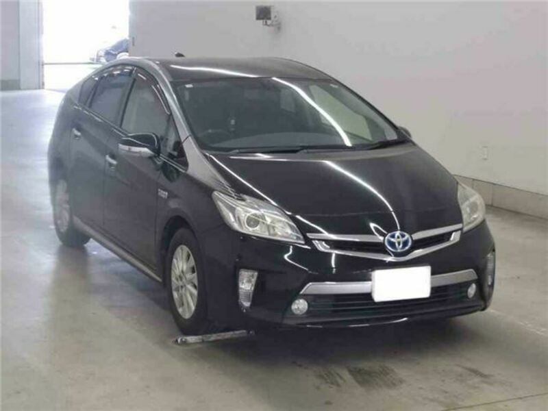 TOYOTA　PRIUS PHV
