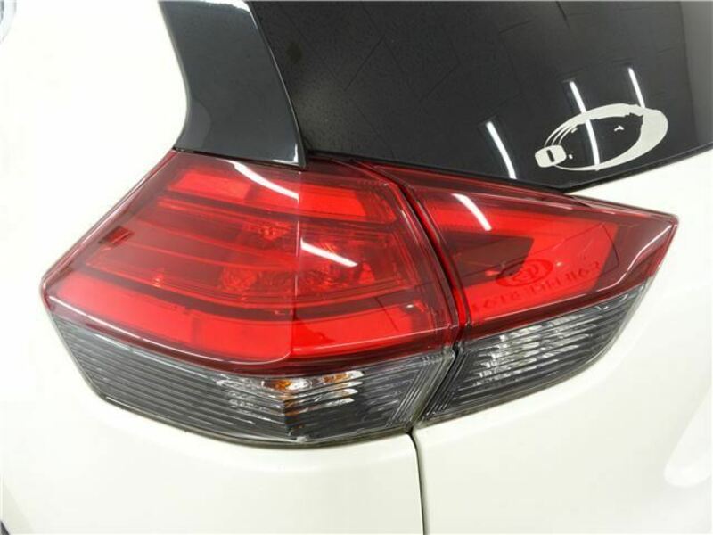 X-TRAIL-13