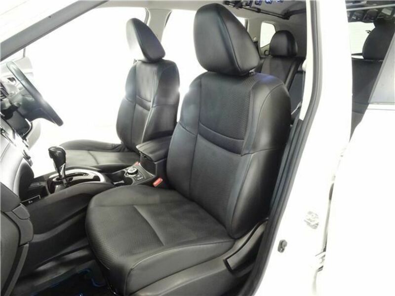 X-TRAIL-24