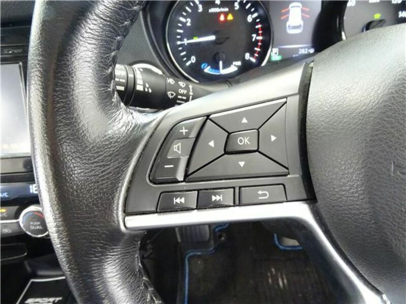 X-TRAIL-28