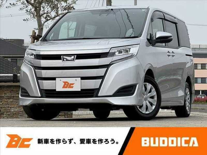 TOYOTA　NOAH