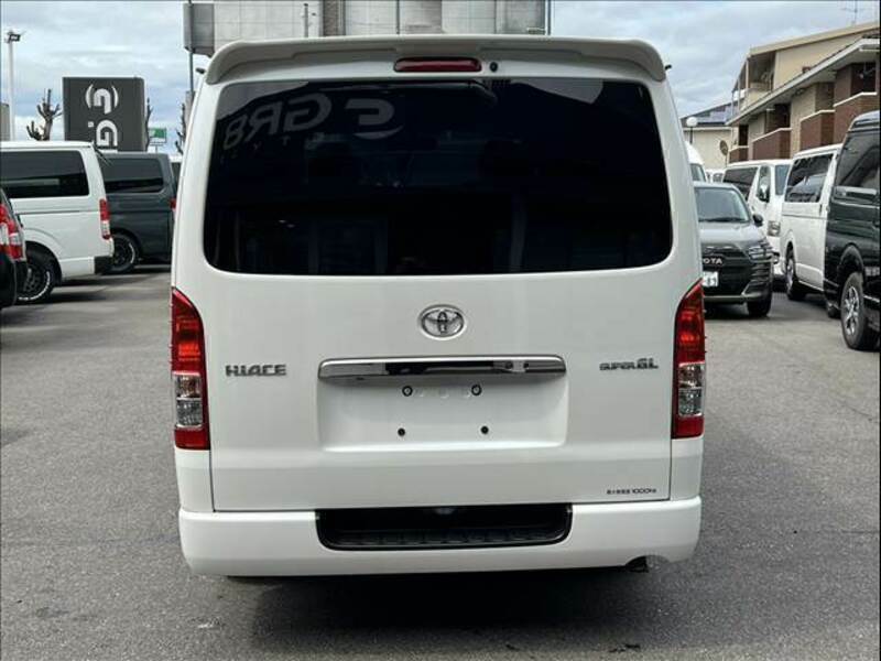 HIACE VAN