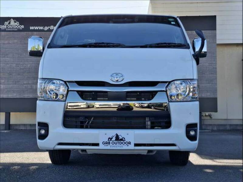 HIACE VAN-1