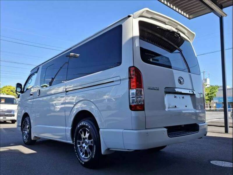 HIACE VAN-15