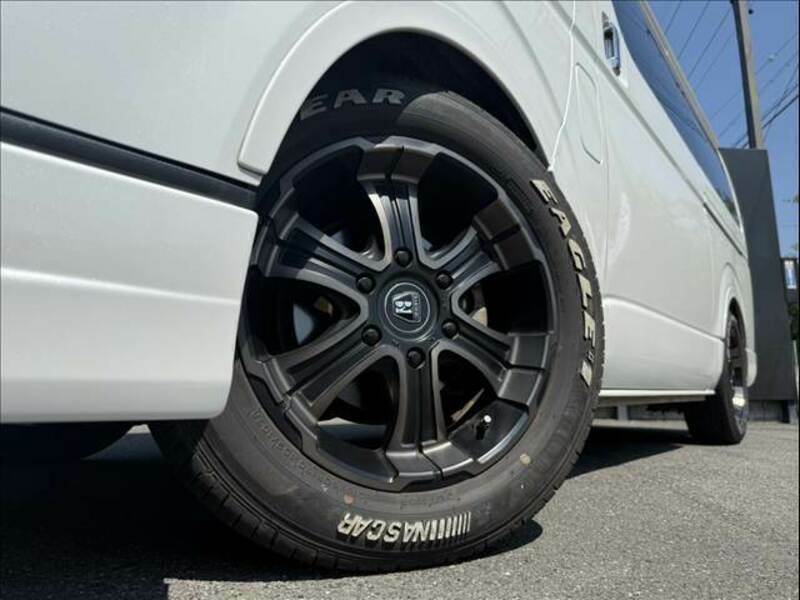 HIACE VAN-9