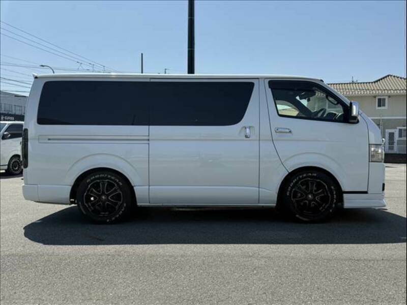 HIACE VAN-12
