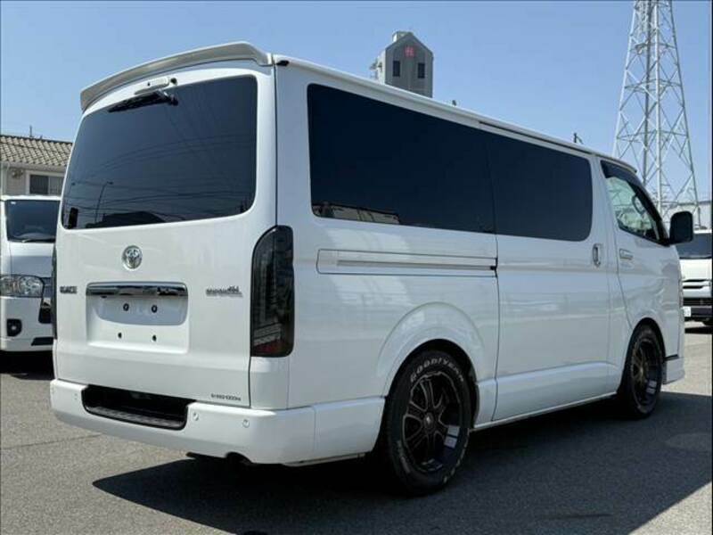 HIACE VAN-14