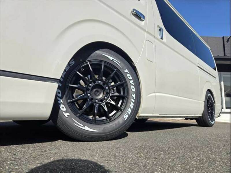 HIACE VAN-8