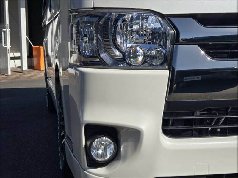 HIACE VAN-9