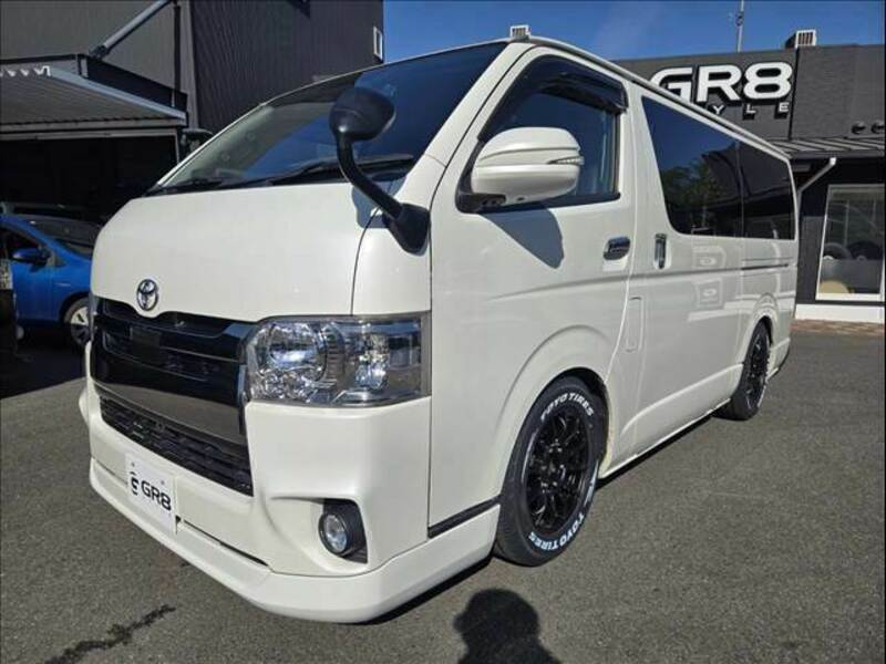 HIACE VAN-11