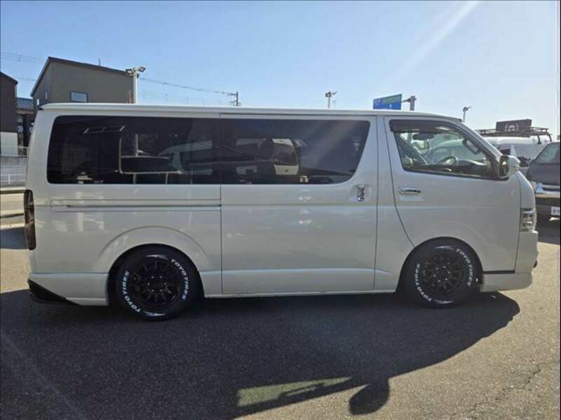 HIACE VAN-12