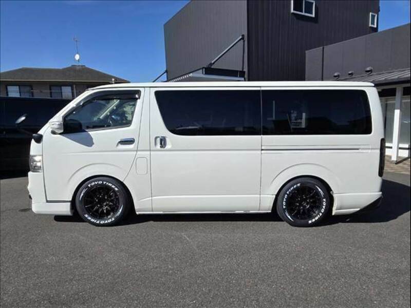 HIACE VAN-13