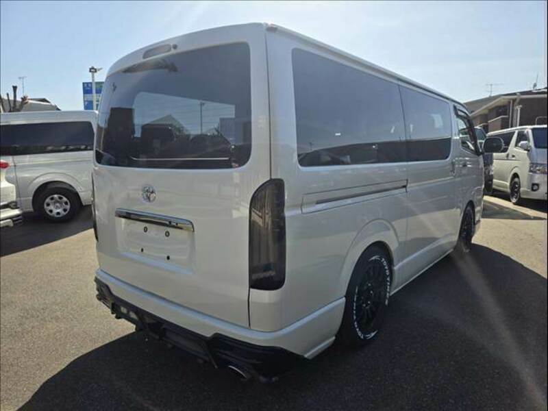 HIACE VAN-14