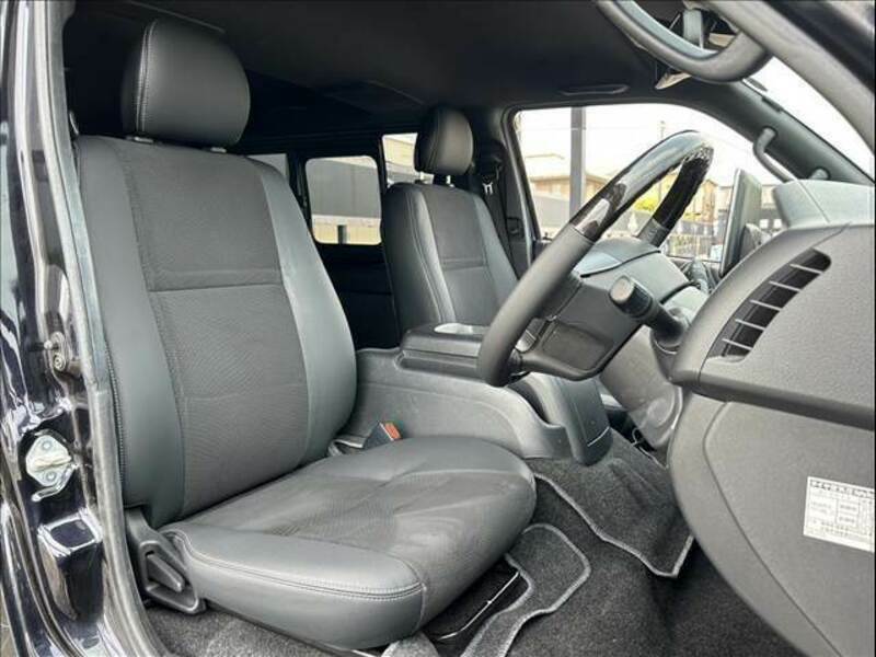 HIACE VAN-6