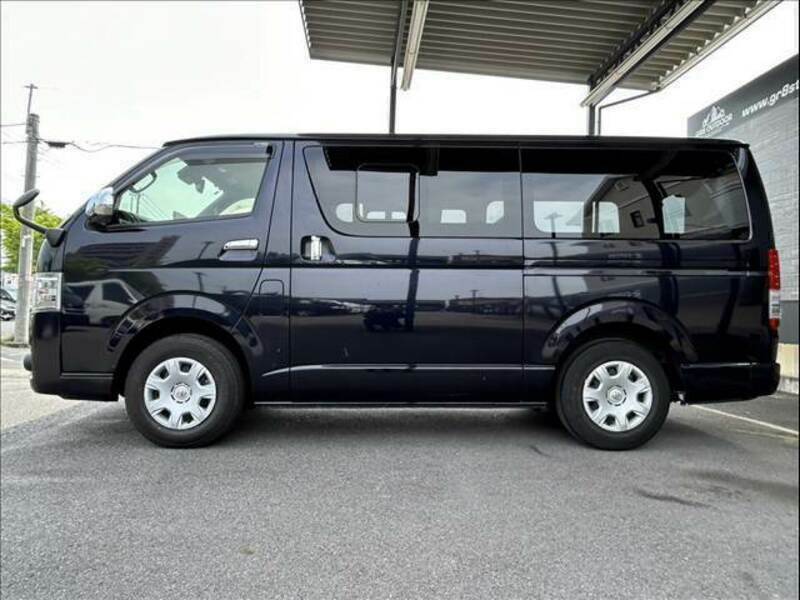 HIACE VAN-12