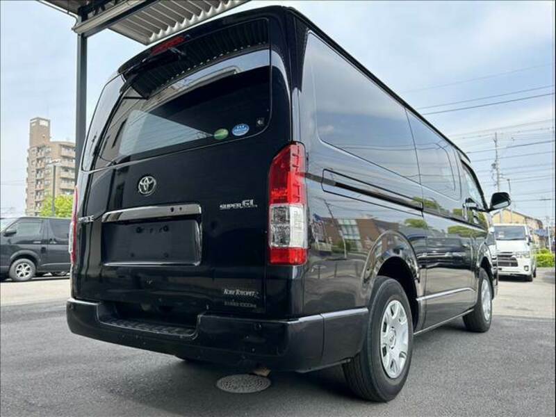 HIACE VAN-14