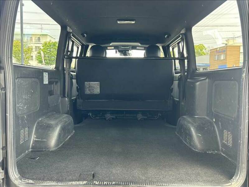 HIACE VAN-19