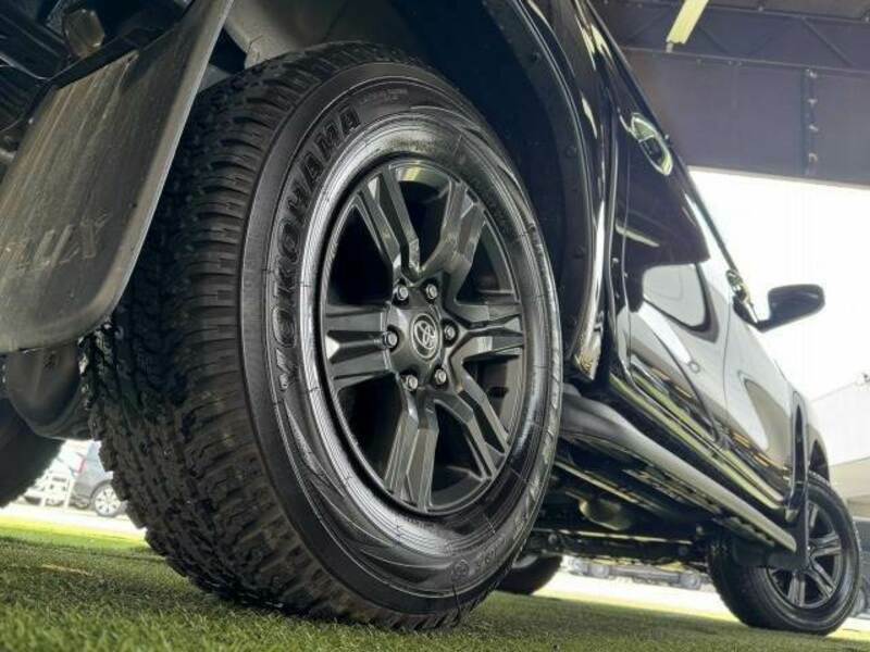 HILUX
