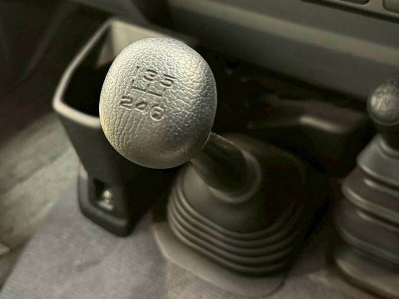LAND CRUISER