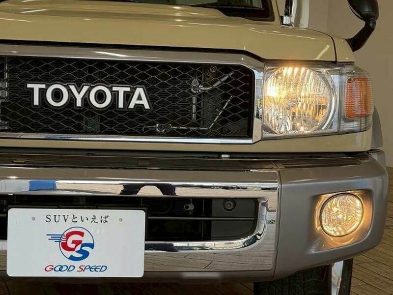 LAND CRUISER