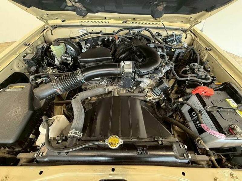 LAND CRUISER