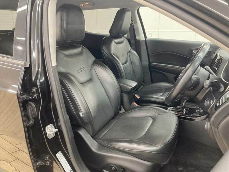 JEEP COMPASS-11