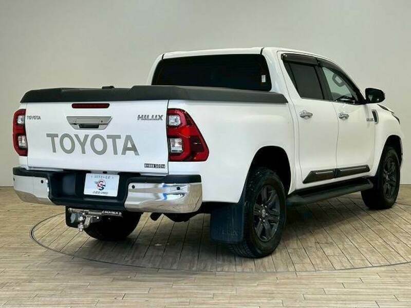 HILUX