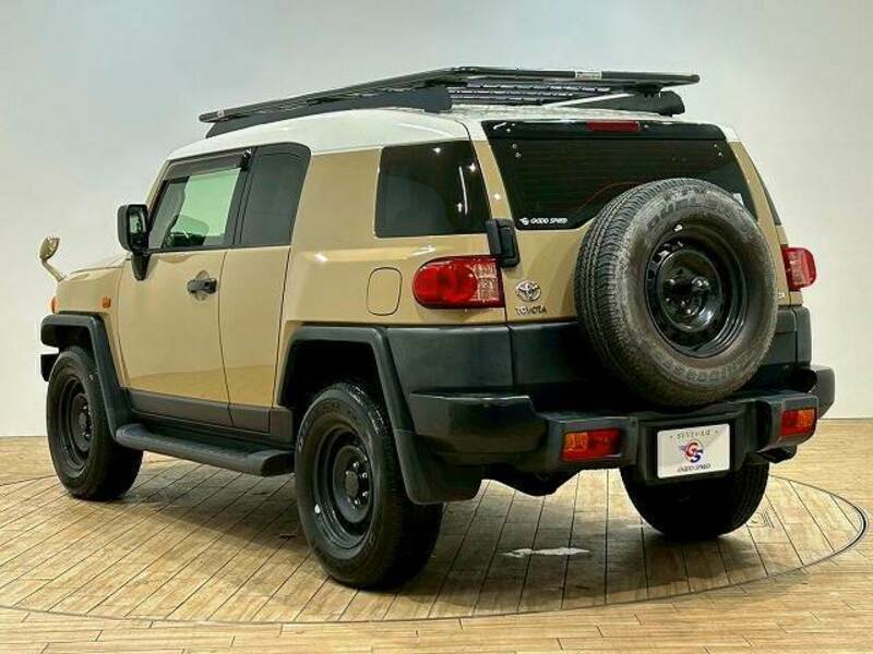 FJ CRUISER-13