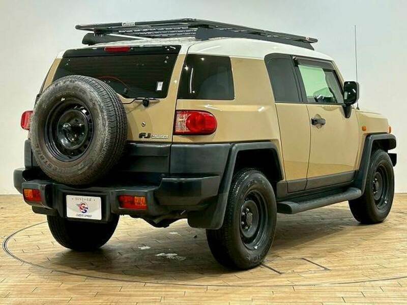 FJ CRUISER-14